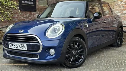 Used Mini Cooper Hatch 136 HP (100 kW) 2017 Hatchback