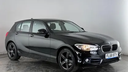 Used BMW 118 Sport Line 136 HP (100 kW) 2018 Black Hatchback