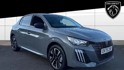 White New 2025 Peugeot 208 Allure Hatchback | £18,490 (Fair price)