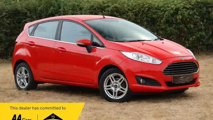 Used Ford Fiesta Zetec 82 HP (60 kW) 2013 Red Hatchback