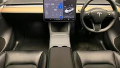 White Used 2022 Tesla Model Y Long Range SUV | £25,037 (Good price)
