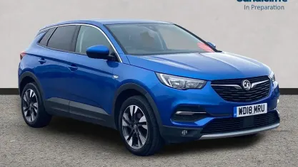 Used Vauxhall Grandland X Sport 130 HP (95 kW) 2018 Blue SUV