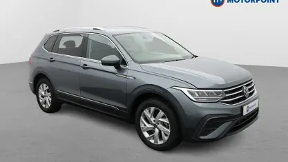 Used VW Tiguan Allspace Life 150 HP (110 kW) 2023 Grey SUV