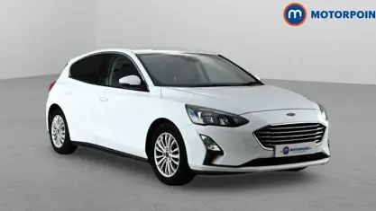 Used Ford Focus Titanium 125 HP (91 kW) 2019 White Hatchback