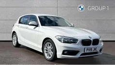 Alpine white Used 2019 BMW 118 Comfort Edition Hatchback | £15,790 (Fair price)