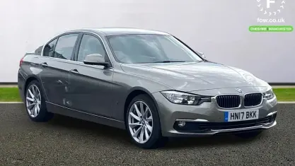 Usado BMW 330e Luxury Line 252 CV (185 kW) 2017 Plateado Berlina