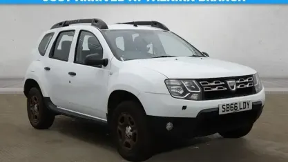 Used Dacia Duster Ambiance 110 HP (80 kW) 2017 White SUV