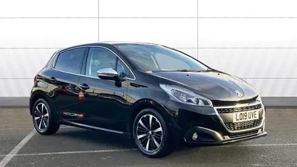 Black Used 2019 Peugeot 208 Hatchback | £7,619 (Fair price)