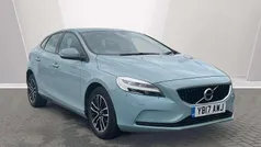 Blue Used 2017 Volvo V40 Momentum Estate | £10,990 (Fair price)