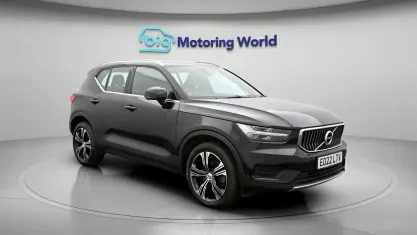 Usado Volvo XC40 Inscription 211 CV (155 kW) 2021 Negro SUV
