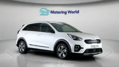 Used Kia Niro 141 HP (103 kW) 2021 White SUV