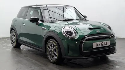 Used 2023 Mini Cooper Level 2 Hatchback | £12,650 (Good price)