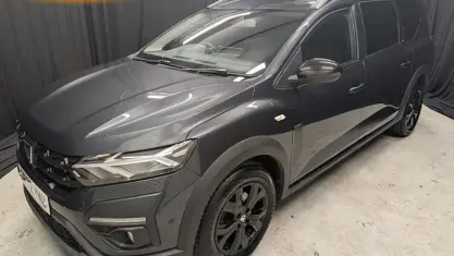 Used Dacia Jogger Extreme 110 HP (80 kW) 2022 Grey MPV