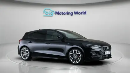 Used Ford Focus ST-Line X 155 HP (114 kW) 2023 Black Hatchback