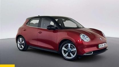 Used Ora 03 Pure+ 125 kW (171 HP) 2024 Red Hatchback