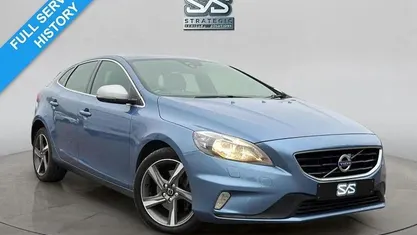 Used Volvo V40 R-Design 120 HP (88 kW) 2019 Hatchback