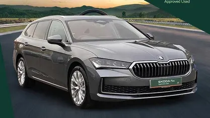 Used 2025 Skoda Superb SE L Estate | £33,900 (Fair price)