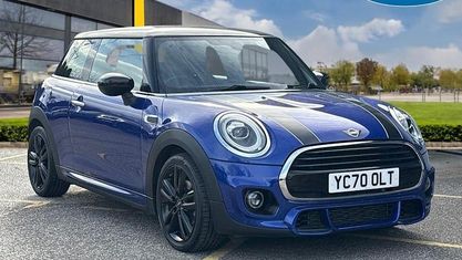Używany Mini Cooper Sport 136 KM (100 kW) 2020 Niebieski Hatchback