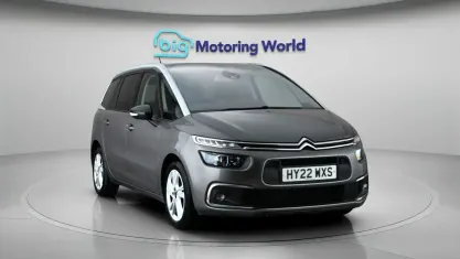 Used Citroën C4 SpaceTourer PureTech 131 HP (96 kW) 2022 Grey MPV