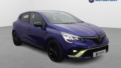 Używany Renault Clio V Engineered 145 KM (106 kW) 2023 Niebieski Hatchback