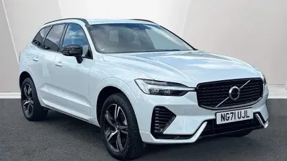Begagnad Volvo XC60 R-Design 197 HK (144 kW) 2021 SUV