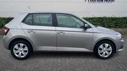Used Skoda Fabia 60 HP (44 kW) 2017 Beige Hatchback