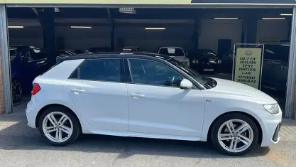 Used Audi A1 Sportback S-Line 116 HP (85 kW) 2019 White Hatchback