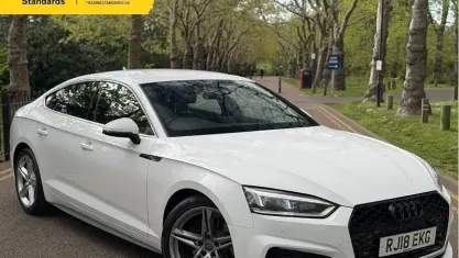 Used Audi A5 Sportback S-Line 150 HP (110 kW) 2018 White Hatchback