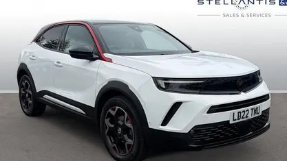 Used Vauxhall Mokka SRi 131 HP (96 kW) 2022 White SUV