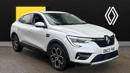 White Used 2022 Renault Arkana Version S SUV | £14,350 (Fair price)