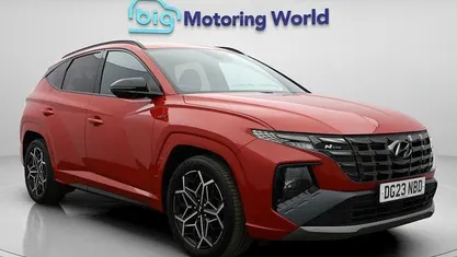 Begagnad Hyundai Tucson N Line 150 HK (110 kW) 2023 Röd SUV