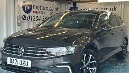 Used VW Passat GTE 218 HP (160 kW) 2022 Grey Estate