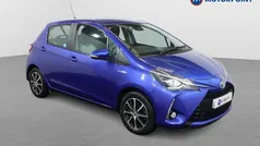 Blue Used 2018 Toyota Yaris Hybrid Hatchback | £13,349 (Fair price)