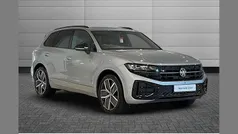 Oyster silver Used 2025 VW Touareg Black Edition SUV | £52,390 (Fair price)