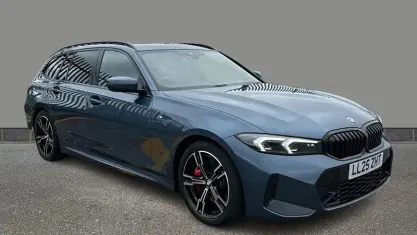 Used BMW 320 M Sport 184 HP (135 kW) 2025 Blue Estate