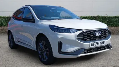 New Ford Kuga 242 HP (177 kW) 2025 White SUV