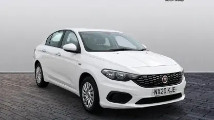 Used Fiat Tipo Easy 95 HP (69 kW) 2020 White Hatchback