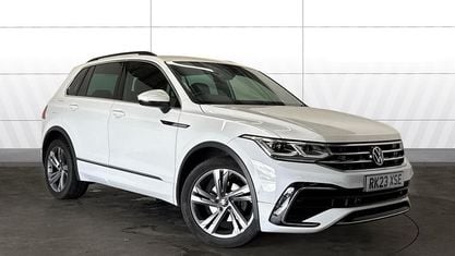 Usado VW Tiguan R-line Edition 150 CV (110 kW) 2023 Blanco SUV