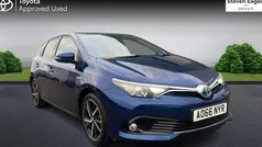 Used 2017 Toyota Auris Hybrid Design Hatchback | £10,051 (Fair price)