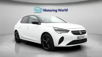 Used Vauxhall Corsa Edition 75 HP (55 kW) 2022 White Hatchback