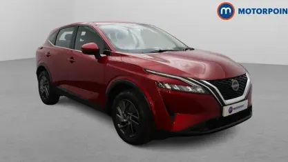 Used Nissan Qashqai Acenta Premium 140 HP (102 kW) 2023 Red SUV