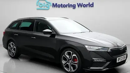 Used Skoda Octavia vRS 200 HP (147 kW) 2023 Black Estate