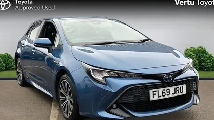 Used Toyota Corolla Design 122 HP (89 kW) 2022 Hatchback