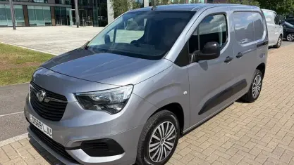 Used Vauxhall Combo Sportive 75 HP (55 kW) 2021 MPV