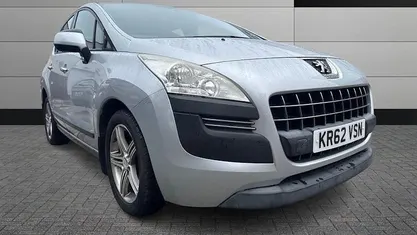 Used Peugeot 3008 Access 116 HP (85 kW) 2013 Silver Estate