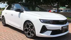 White Used 2022 Vauxhall Astra Ultimate Hatchback | £15,551 (Good price)