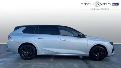 Used 2024 Vauxhall Astra S Estate | £20,088 (Fair price)