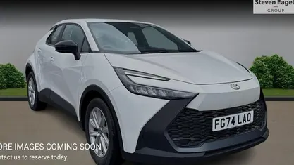 Used Toyota C-HR 140 HP (102 kW) 2026 SUV