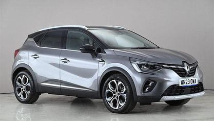 Używany Renault Captur Techno 143 KM (105 kW) 2023 Szary SUV