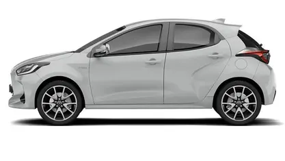 Used Toyota Yaris Hybrid 101 HP (74 kW) 2020 Red Hatchback